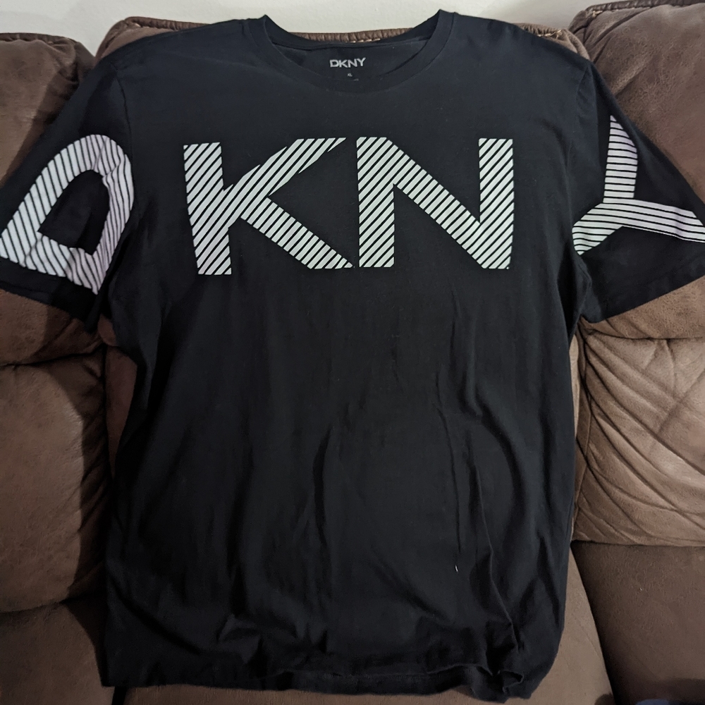 DKNY shirt